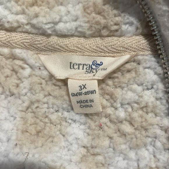 Terra & Sky 3x Faux Sherpa 3/4 Zip Sweatshirt - Picture 5 of 7